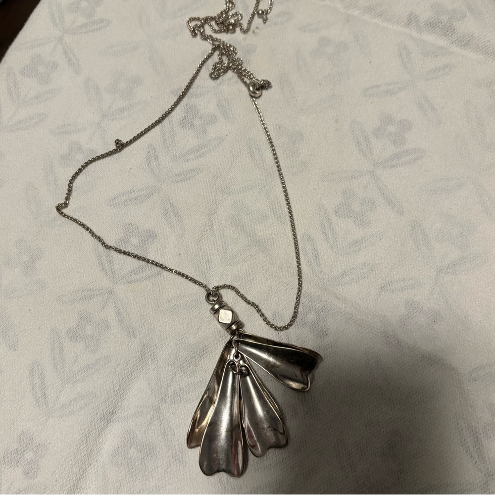 Lucky Brand Silver Fan Pendant Necklace